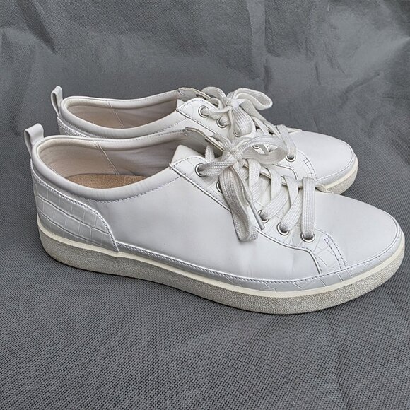 Vionic Size 9.5 Winniy White Lace Up Low Top Sneakers Shoes Leather - Picture 5 of 7